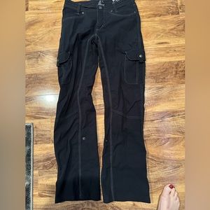 Kuhl size 4 black pants